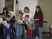 2009-CarolingForSeniorCenter-018.jpg
