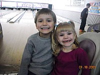 2009-GlowBowling-00002.jpg