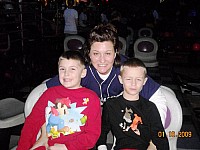2009-GlowBowling-00028.jpg
