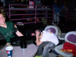 2009-12-BowlingNewYearsDen5-017.jpg