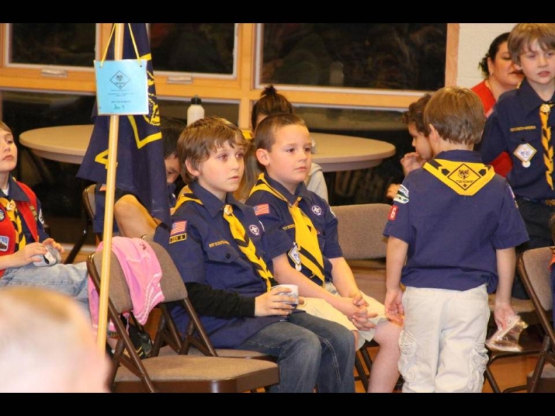 2010-03-MarchPackMtg-016.jpg