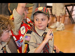 2010-04-AprilPackMtg-005.JPG