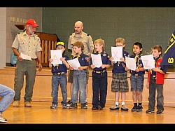 2010-04-AprilPackMtg-008.JPG