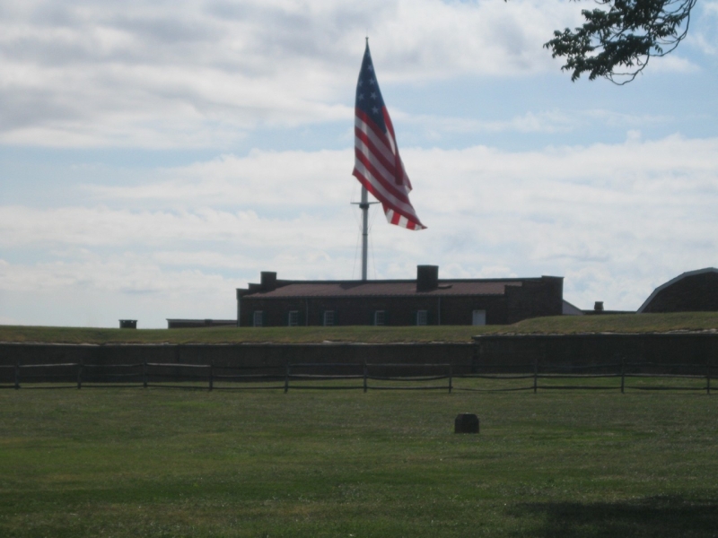 2010-09-06-ScoutsFtMcHenry-001.jpg