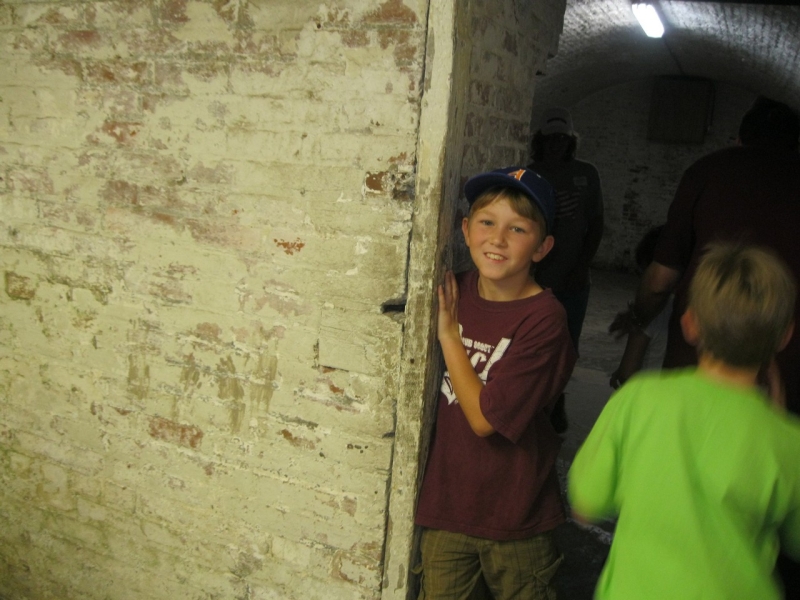 2010-09-06-ScoutsFtMcHenry-010.jpg