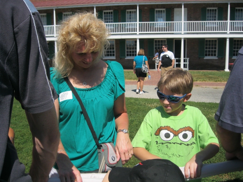 2010-09-06-ScoutsFtMcHenry-024.jpg