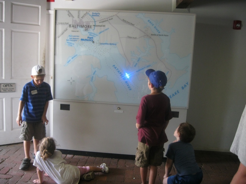 2010-09-06-ScoutsFtMcHenry-032.jpg