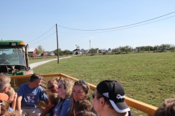 2010-09-25-MapleLawnFarms-043.jpg