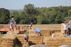 2010-09-25-ScoutsMapleLawnFarms-022.jpg