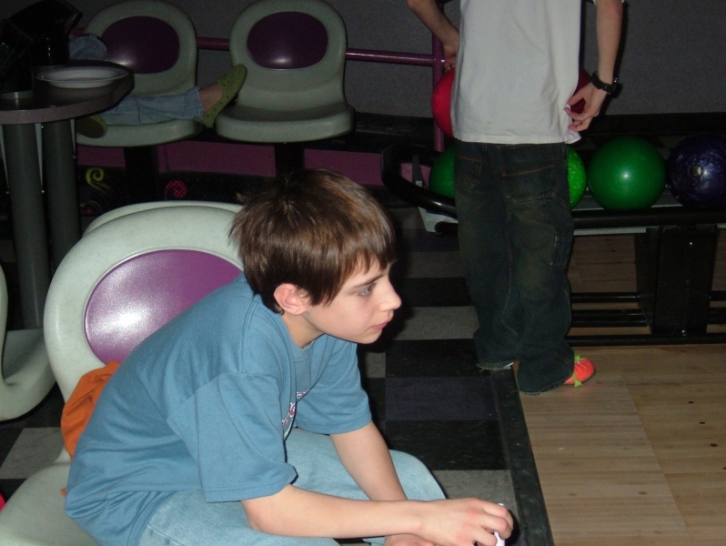 2011-04-00-Bowling-013.jpg