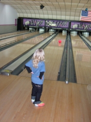2011-04-00-Bowling-001.jpg