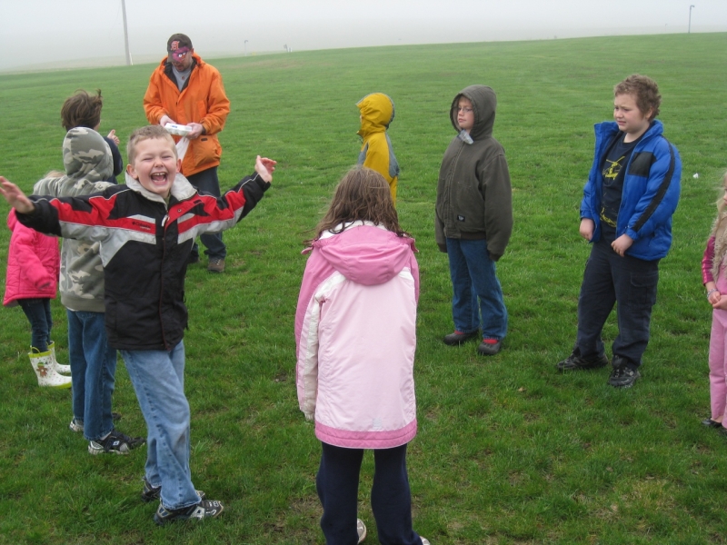 2011-05-00-EasterEggToss-001.jpg