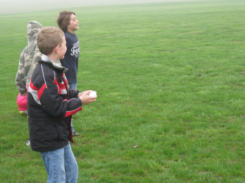 2011-05-00-EasterEggToss-004.jpg