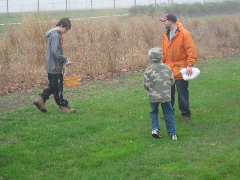 2011-05-00-EasterEggToss-009.jpg