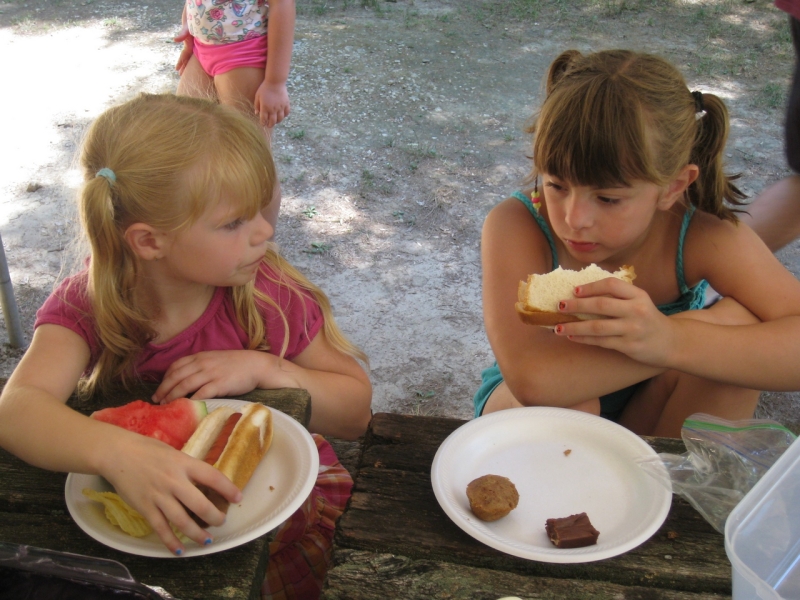 2011-08-00-ScoutPackPicnic-005.jpg